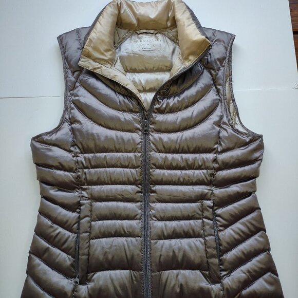 Bernardo Quilted Goose Down Puffer Vest Cabincore Quiet Luxury Size Small - Picture 1 of 5